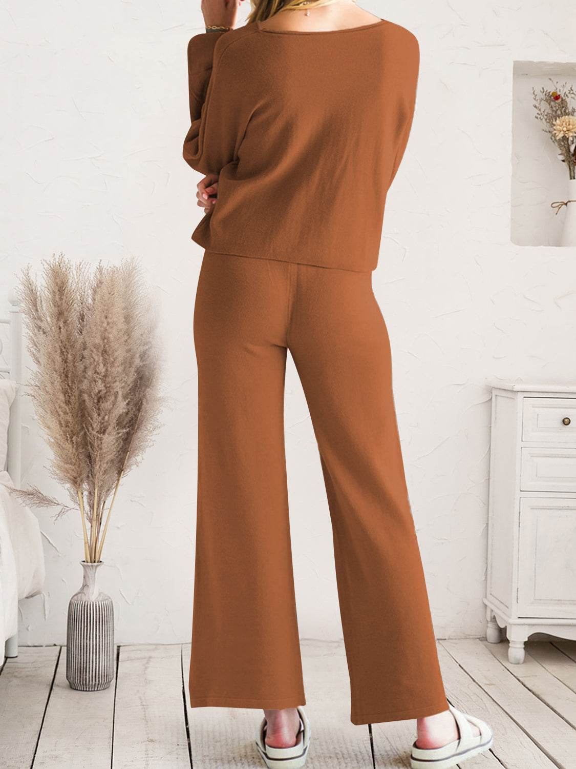 Long Sleeve Lounge Top and Drawstring Pants Set - Velveta Studio