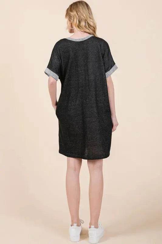 Casual Contrast Trim Henley Dress - Velveta Studio