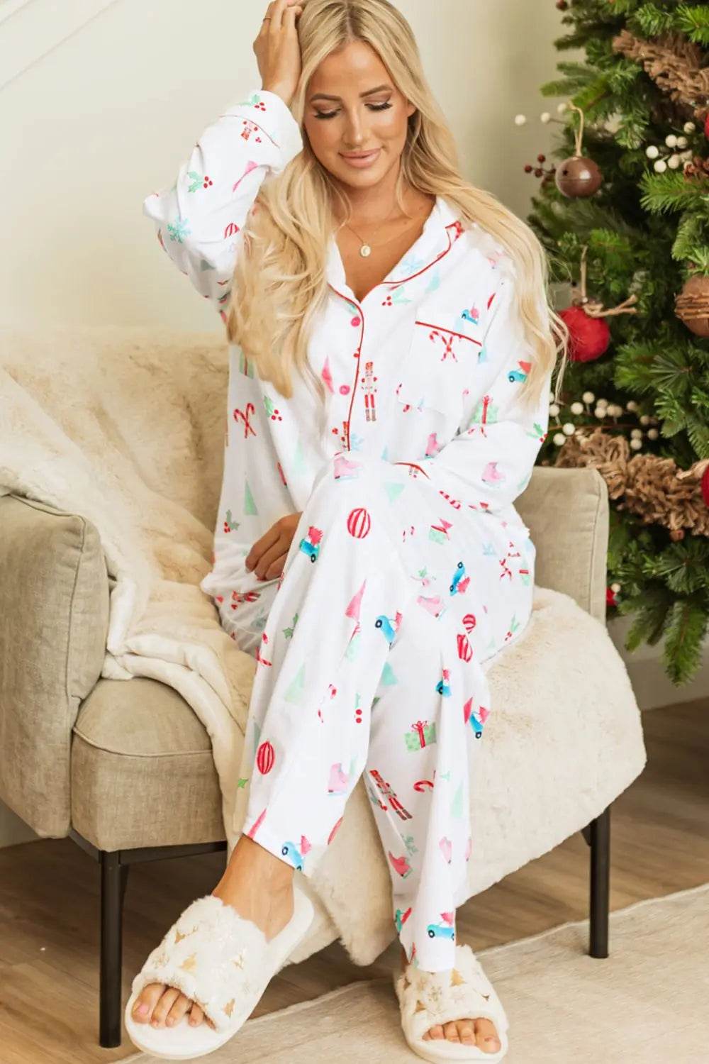 Christmas Printed Collared Neck Top and Pants Lounge Set - Velveta Studio