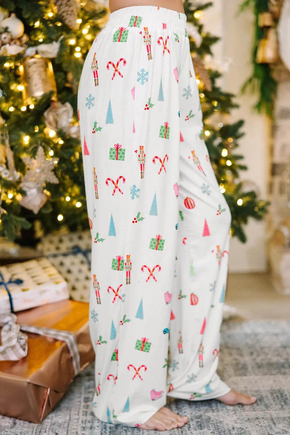 Christmas Printed Collared Neck Top and Pants Lounge Set - Velveta Studio