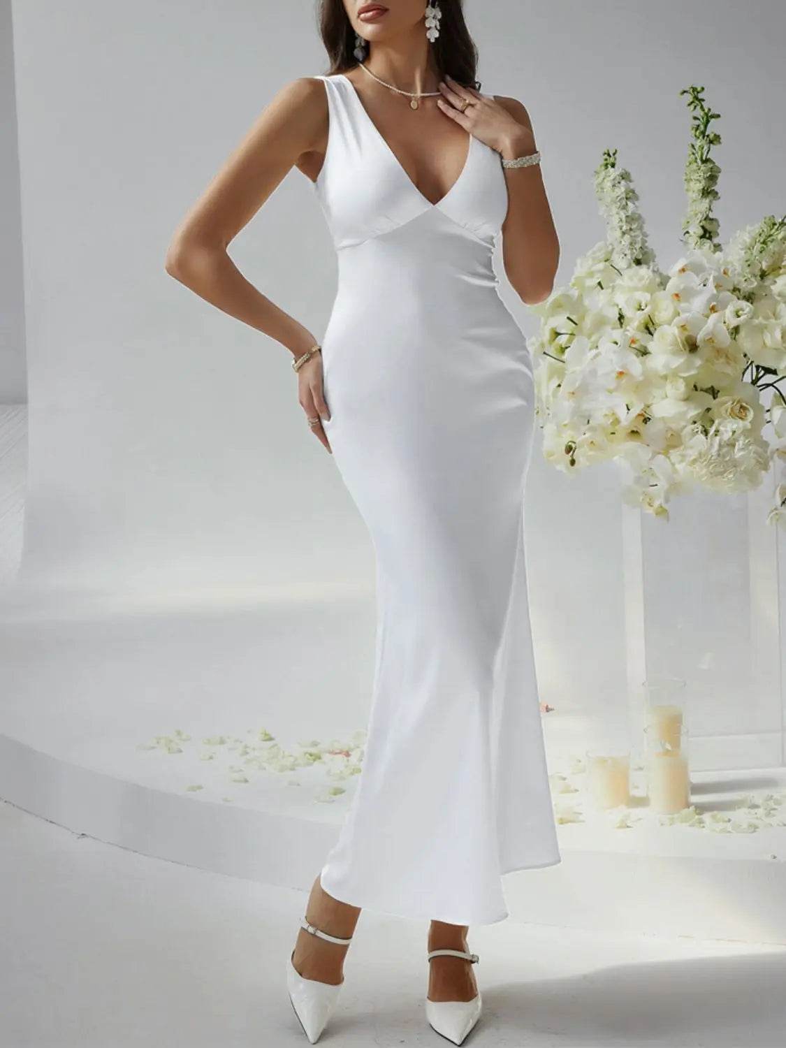 Devine Plunge Sleeveless Maxi Dress - Velveta Studio