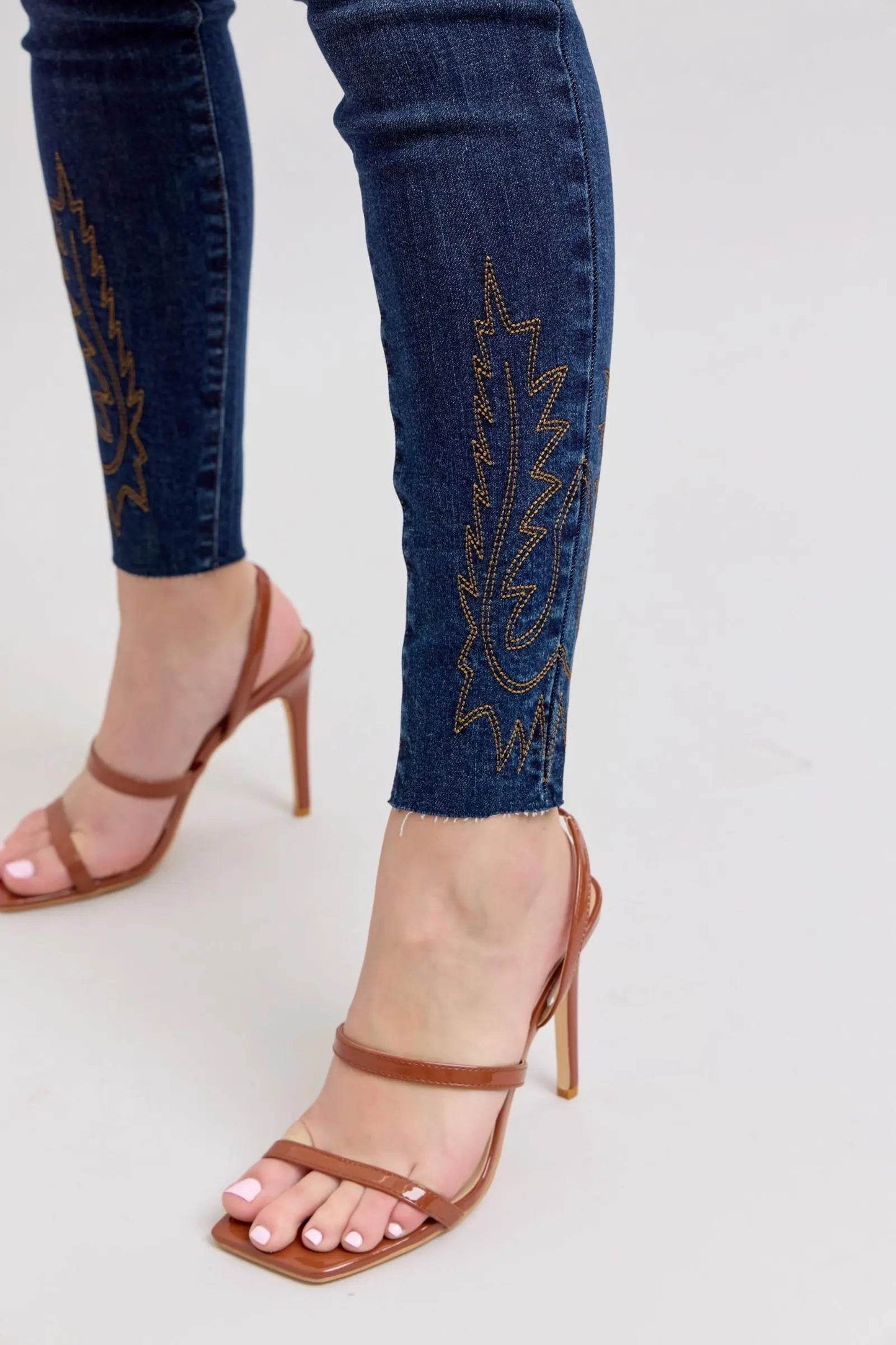 Full Size Embroidered High Rise Skinny Jeans Plus Size - Velveta Studio