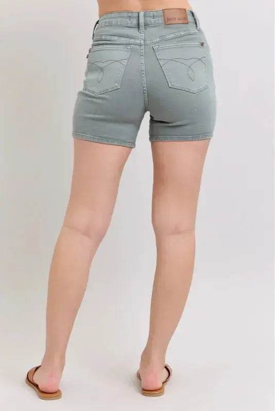 Full Size Hw Garment Dyed & Back Pkt Embroidery Shorts Plus Size - Velveta Studio