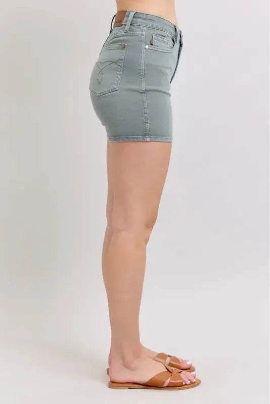 Full Size Hw Garment Dyed & Back Pkt Embroidery Shorts Plus Size - Velveta Studio