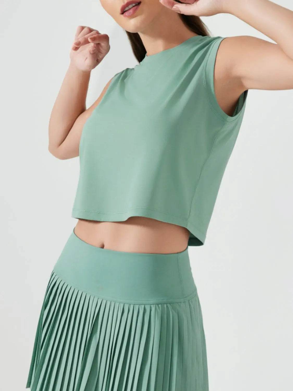 Millennia Round Neck Cropped Active Tank - Velveta Studio