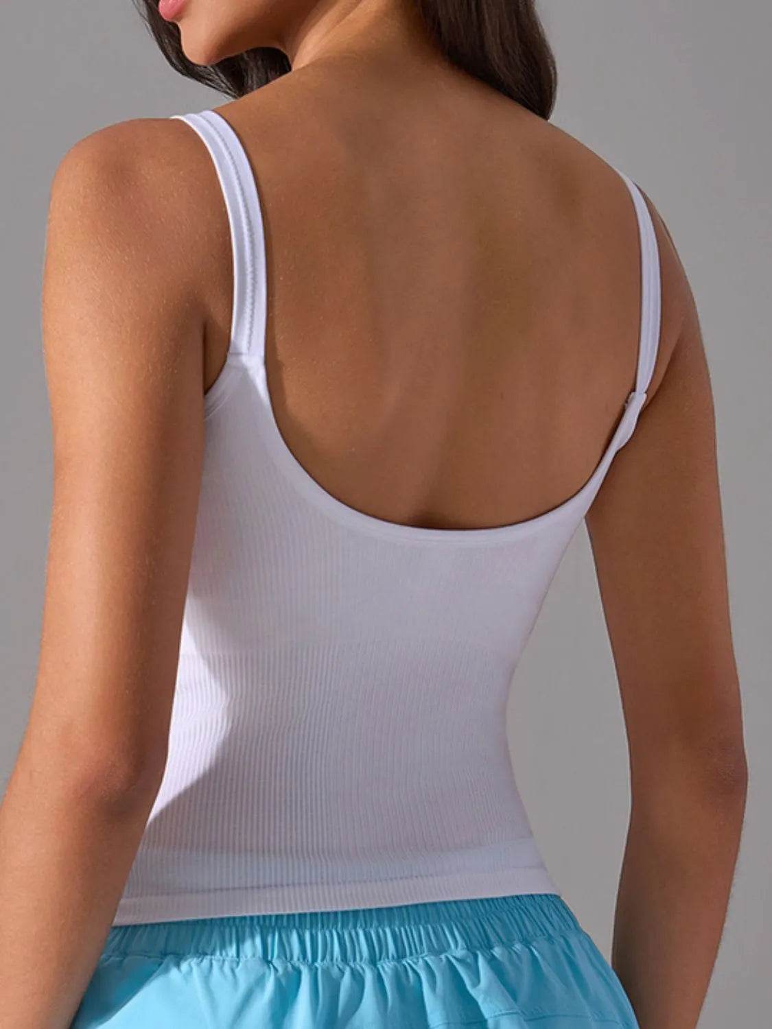 Scoop Neck Active Tank with Detachable Chest Pads - Velveta Studio