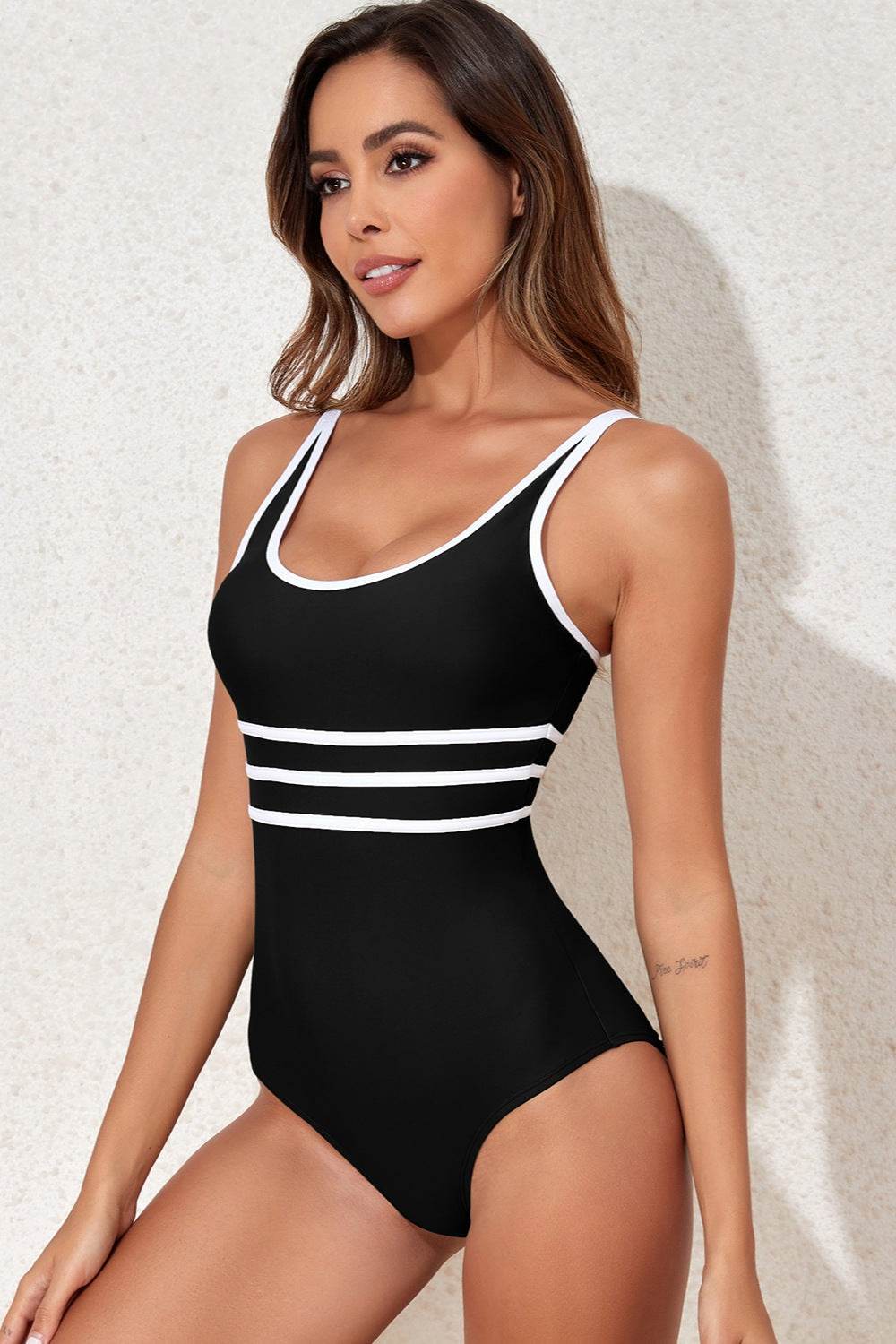 Contrast Trim Scoop Neck One-Piece Swimwear - Velveta Studio