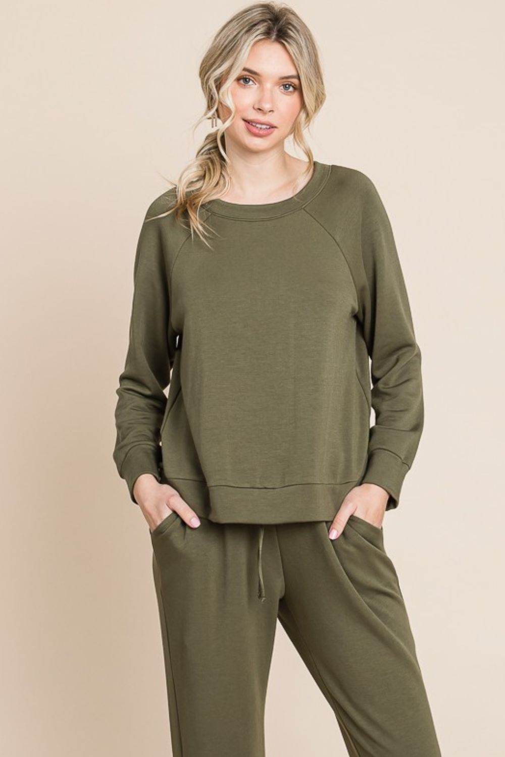 Super Lady Round Neck Raglan Sleeve Top and Pants Lounge Set - Velveta Studio