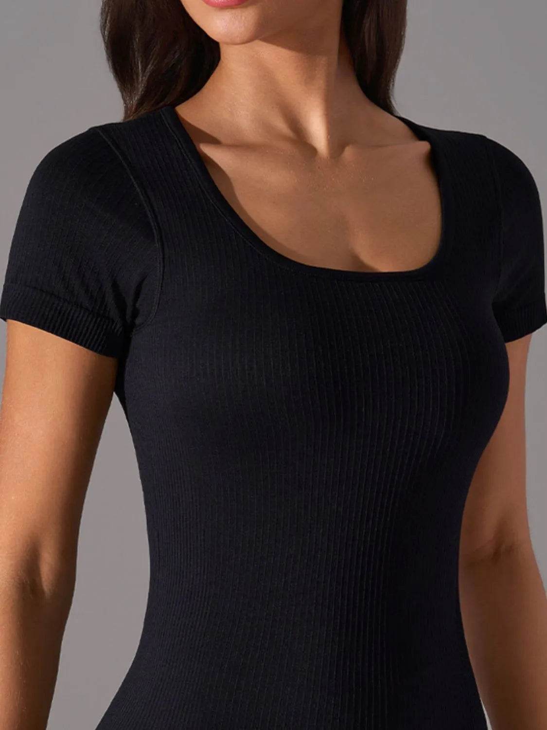 Square Neck Active T-Shirt with Detachable Chest Pads - Velveta Studio