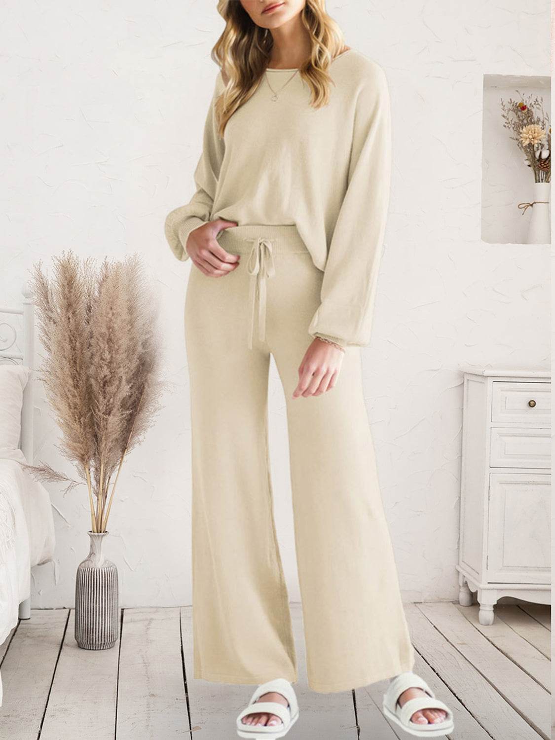 Long Sleeve Lounge Top and Drawstring Pants Set - Velveta Studio