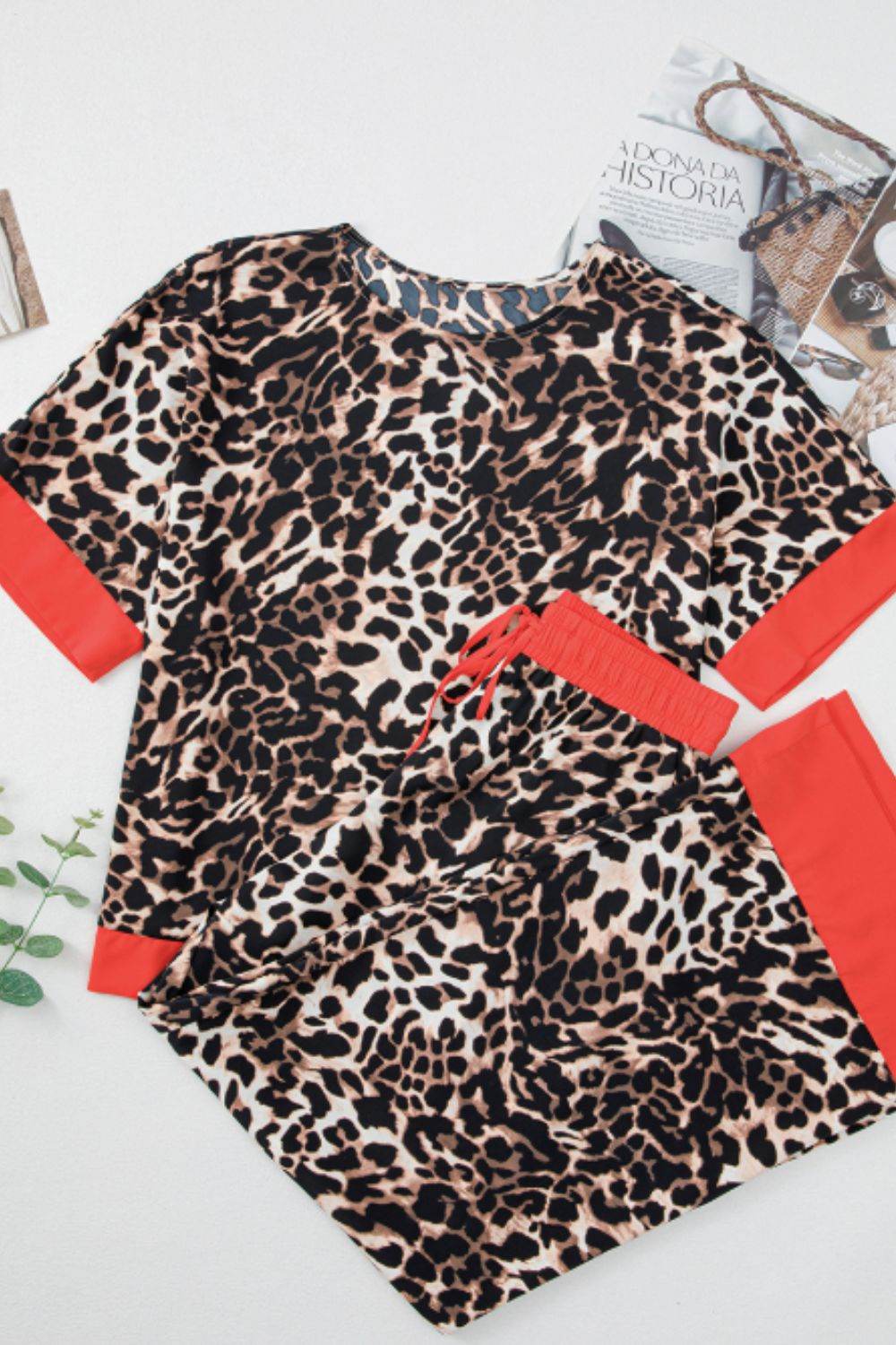 Contrast Trim Leopard Round Neck Top and Pants Lounge Set - Velveta Studio