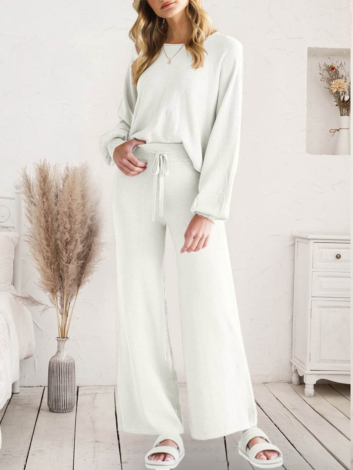 Long Sleeve Lounge Top and Drawstring Pants Set - Velveta Studio