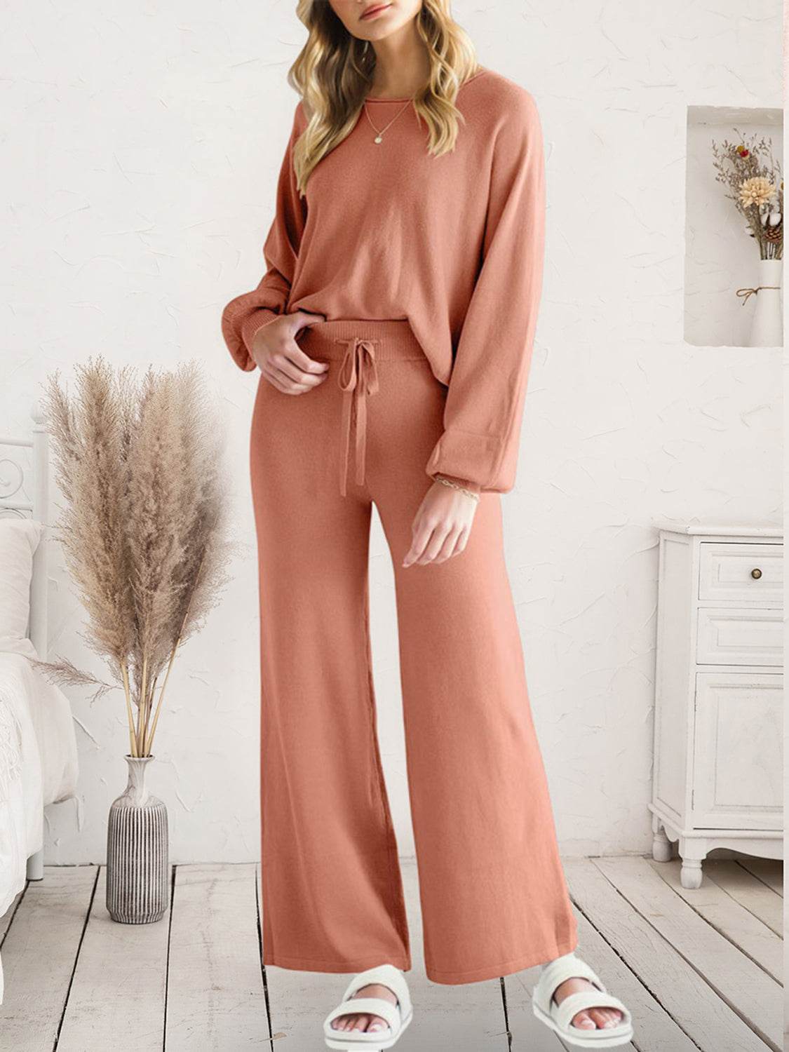 Long Sleeve Lounge Top and Drawstring Pants Set - Velveta Studio