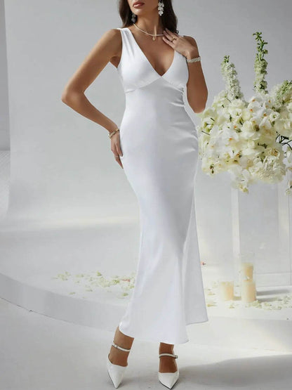 Devine Plunge Sleeveless Maxi Dress - Velveta Studio