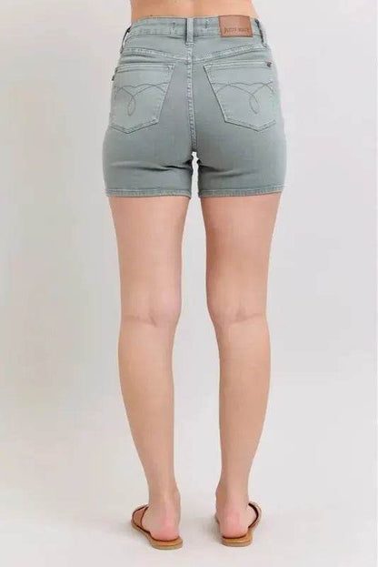 Full Size Hw Garment Dyed & Back Pkt Embroidery Shorts Plus Size - Velveta Studio
