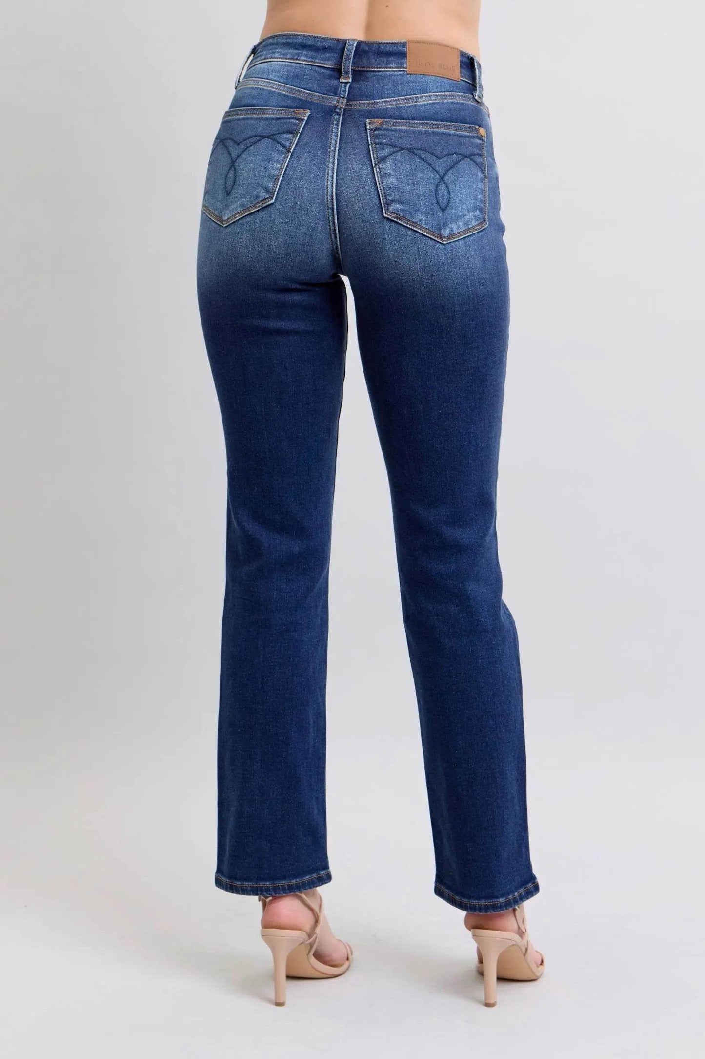 Judy Blue Full Size Washed Straight Leg Jeans with Pockets - Velveta Studio