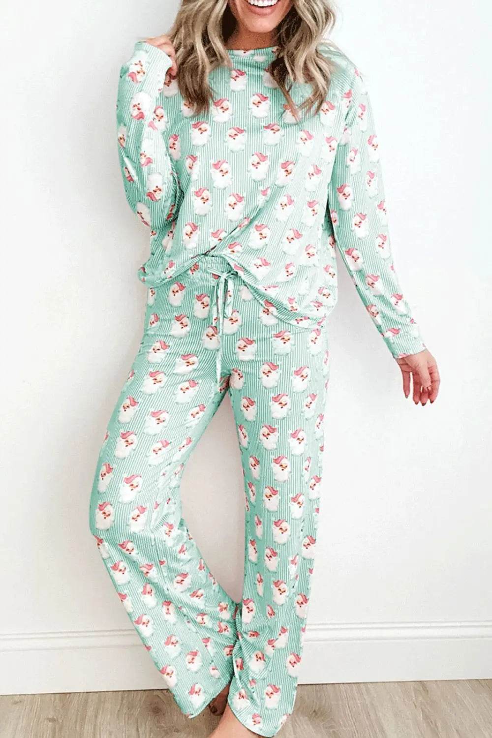 Santa Print Long Sleeve Top and Pants Lounge Set - Velveta Studio