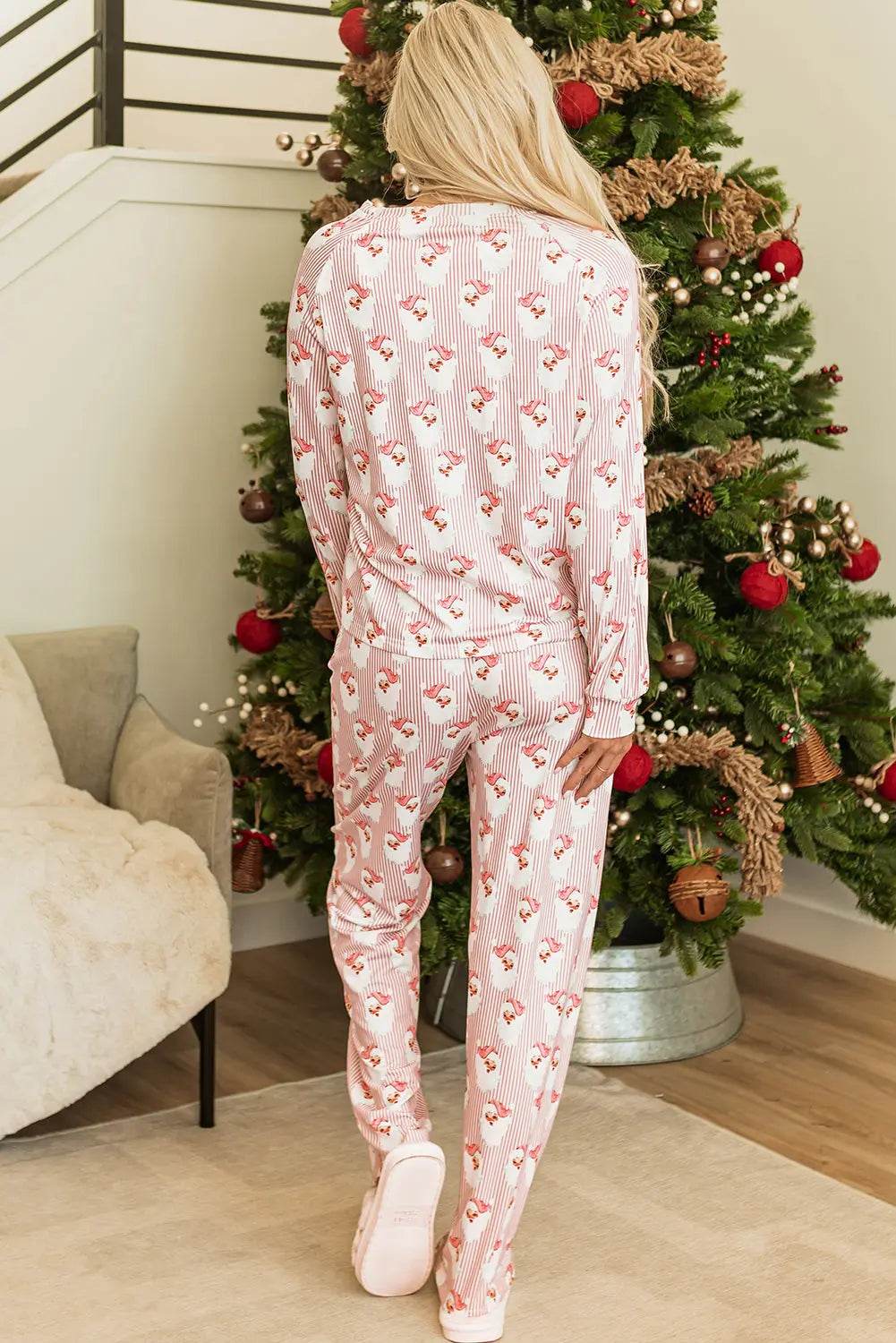 Santa Print Long Sleeve Top and Pants Lounge Set - Velveta Studio