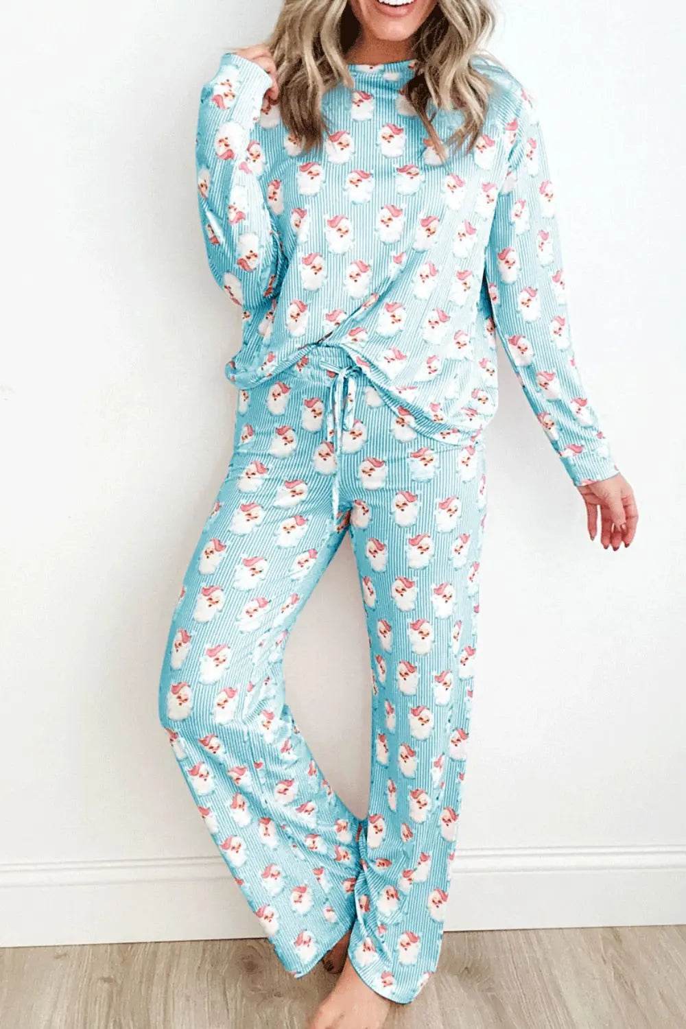 Santa Print Long Sleeve Top and Pants Lounge Set - Velveta Studio