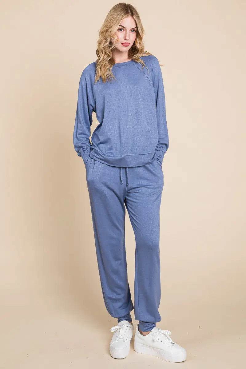 Super Lady Round Neck Raglan Sleeve Top and Pants Lounge Set - Velveta Studio